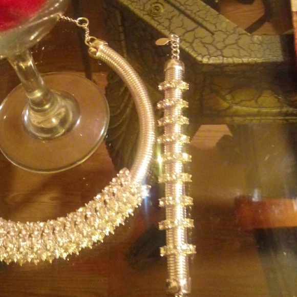 Bling neckless and bracelet - Picture 3 of 4